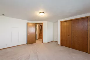 1417 April Ln, Winthrop Harbor, IL 60096 - Photo 17