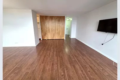 4343 N Clarendon Street #2110, Chicago, IL 60613 - Photo 9