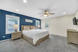 3923 New Haven Ave, Arlington Heights, IL 60004 - Photo 17
