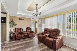 4730 S Lamon Ave, Chicago, IL 60638 - Photo 3