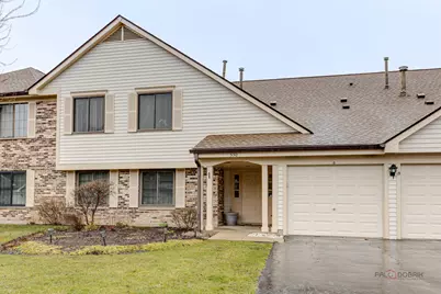 530 Cumberland Trail #D, Roselle, IL 60172 - Photo 3