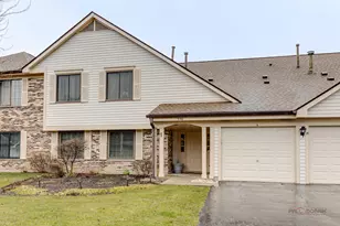 530 Cumberland Trail, Roselle, IL 60172 - Photo 3