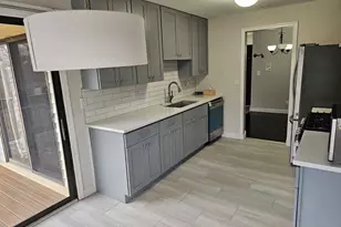 530 Cumberland Trail, Roselle, IL 60172 - Photo 13