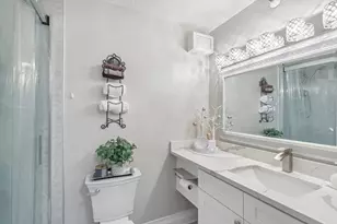 440 N McClurg Ct, Chicago, IL 60611 - Photo 9
