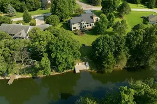655 Deer Lakes Dr, Goodfield, IL 61742 - Photo 3