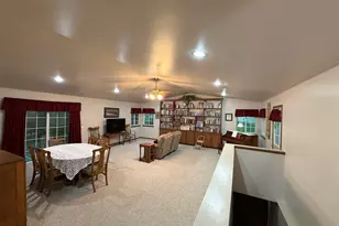 1247 Tilton Park Dr, Rochelle, IL 61068 - Photo 9