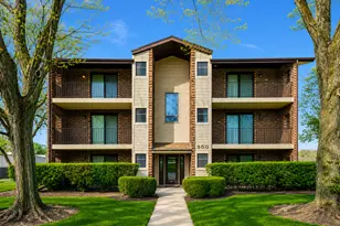 500 Valley Dr, Naperville, IL 60563 - Photo 1