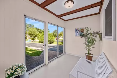 720 Woodhollow Lane, Buffalo Grove, IL 60089 - Photo 5