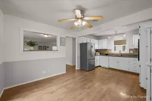 720 Woodhollow Ln, Buffalo Grove, IL 60089 - Photo 13