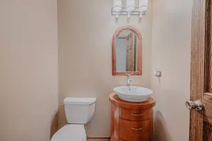 3906 Sedge St, Zion, IL 60099 - Photo 5