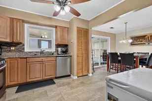 196 Sunshine Dr, Bolingbrook, IL 60490 - Photo 11