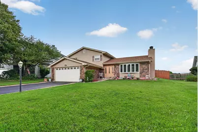 196 Sunshine Drive, Bolingbrook, IL 60490 - Photo 1
