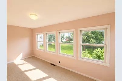 389 Chicago Road, Paw Paw, IL 61353 - Photo 15