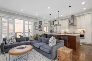 1046 W Altgeld St, Chicago, IL 60614 - Photo 3