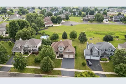 2022 Prairie Rose Lane, Yorkville, IL 60560 - Photo 35