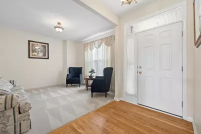 2022 Prairie Rose Lane, Yorkville, IL 60560 - Photo 3