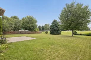 2022 Prairie Rose Ln, Yorkville, IL 60560 - Photo 29