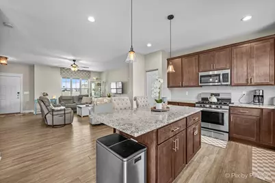 2240 Coventry Circle S, Sycamore, IL 60178 - Photo 9