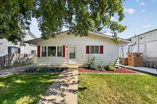 116 N Hickory St, Waterman, IL 60556 - Photo 1