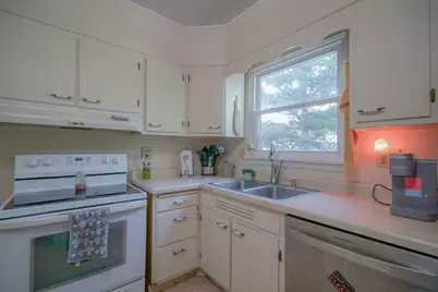 1205 W 6th Avenue, Rochelle, IL 61068 - Photo 7
