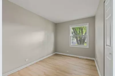 1903 Highview Avenue, McHenry, IL 60050 - Photo 13
