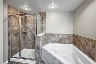 701 W Rand Rd, Arlington Heights, IL 60004 - Photo 9