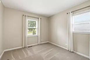 252 Marilyn Ave, Glendale Heights, IL 60139 - Photo 17