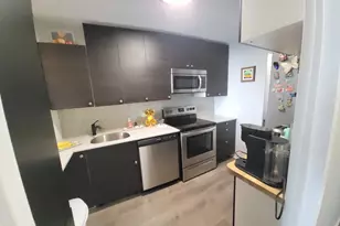 5415 N Sheridan Rd, Chicago, IL 60640 - Photo 9