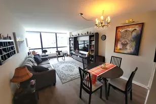 5415 N Sheridan Rd, Chicago, IL 60640 - Photo 13