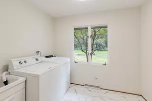 212 Cheviot Dr, Bartlett, IL 60103 - Photo 11
