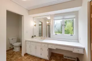 212 Cheviot Dr, Bartlett, IL 60103 - Photo 15