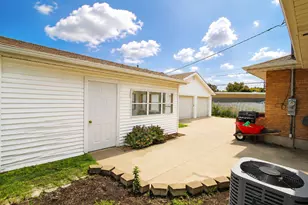 3209 Cornell Rd, Waukegan, IL 60087 - Photo 5