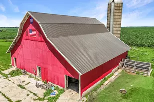 15564 W Fisher Rd, Lena, IL 61048 - Photo 3