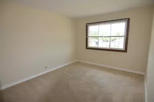 370 Eastern Ave, Barrington, IL 60010 - Photo 7