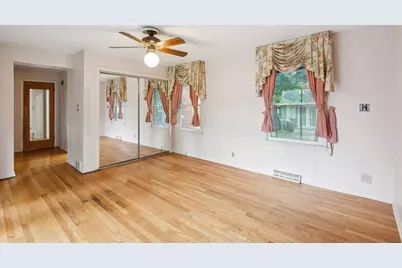 412 Dundee Avenue, Barrington, IL 60010 - Photo 11