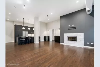 333 W Hubbard Street #904, Chicago, IL 60654 - Photo 5
