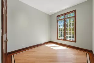 7001 Laramie Ave, Skokie, IL 60077 - Photo 25