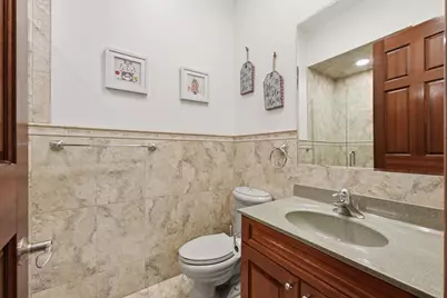 7001 Laramie Avenue, Skokie, IL 60077 - Photo 27