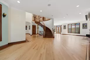 7001 Laramie Ave, Skokie, IL 60077 - Photo 9