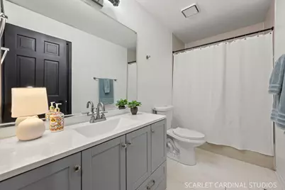 528 Pershing Avenue #E, Glen Ellyn, IL 60137 - Photo 9
