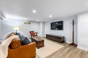 6150 N Keating Ave, Chicago, IL 60646 - Photo 25