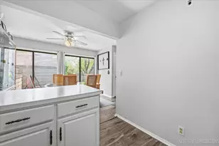 175 N Glengarry Dr, Geneva, IL 60134 - Photo 9