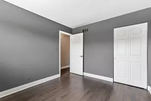 6829 Winston Dr, Tinley Park, IL 60477 - Photo 15