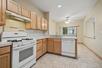 13240 S Bayberry Lane, Plainfield, IL 60544 - Photo 7