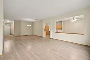 13240 S Bayberry Ln, Plainfield, IL 60544 - Photo 7