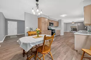 265 W Carol Ave, Cortland, IL 60112 - Photo 9