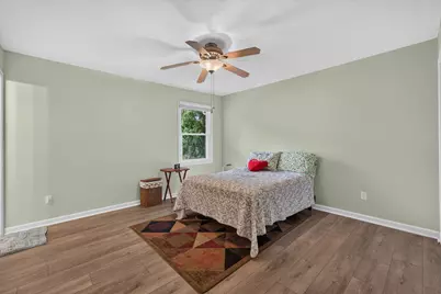 265 W Carol Avenue, Cortland, IL 60112 - Photo 17