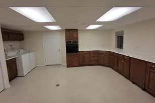 1031 Holly Ln, Glenview, IL 60025 - Photo 19