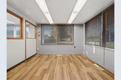 105 W Oregon Street, Polo, IL 61064 - Photo 9