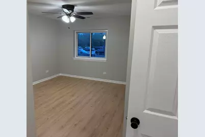 1785 W Algonquin Road #1A, Mount Prospect, IL 60056 - Photo 5